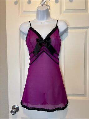 Frederick’s of Hollywood Purple Sheer Lace-Trim Chemise with Bow, Size Medium